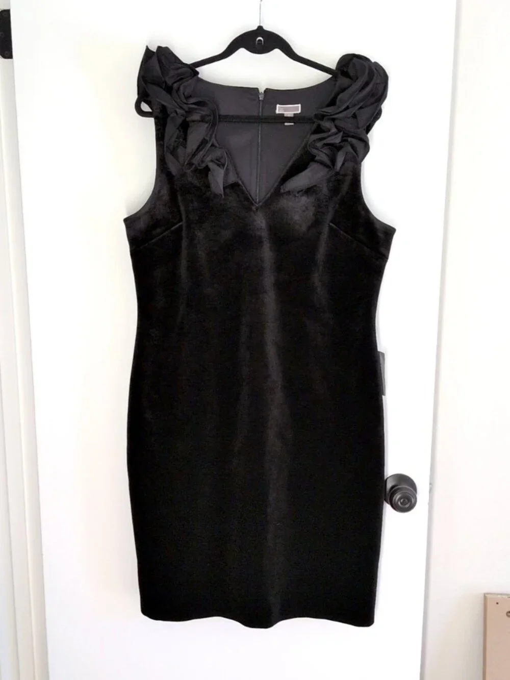 Chelsea28 black velvet sheath cocktail dress 18 NWT ruffle V-neck party LBD